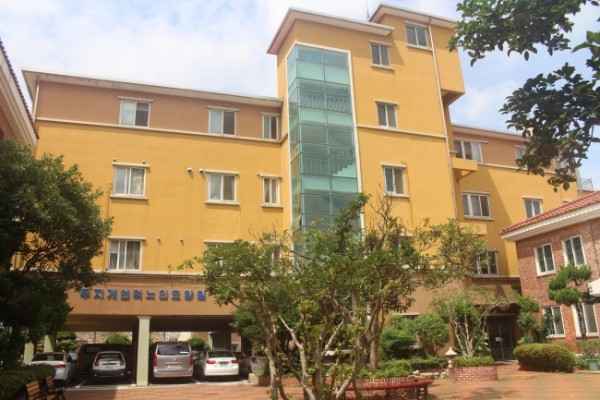 무지개언덕노인전문요양센터 사진 1